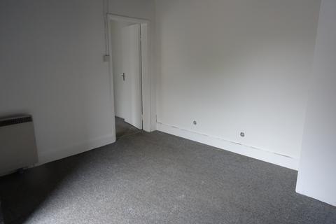 Storage to rent, Baldock Street, Ware, SG12