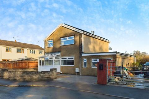 3 bedroom detached house for sale, St. Annes Drive, Llantwit Fardre, Pontypridd, CF38 2PB