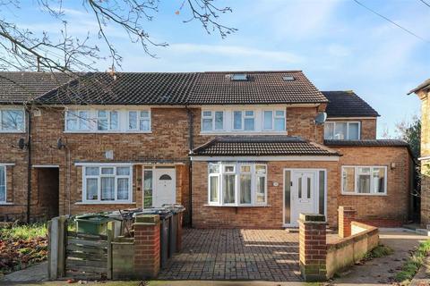 undefined, Woodward Gardens, Dagenham, Essex