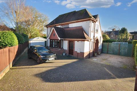 3 bedroom detached house for sale, Beechfield Road, Trentham