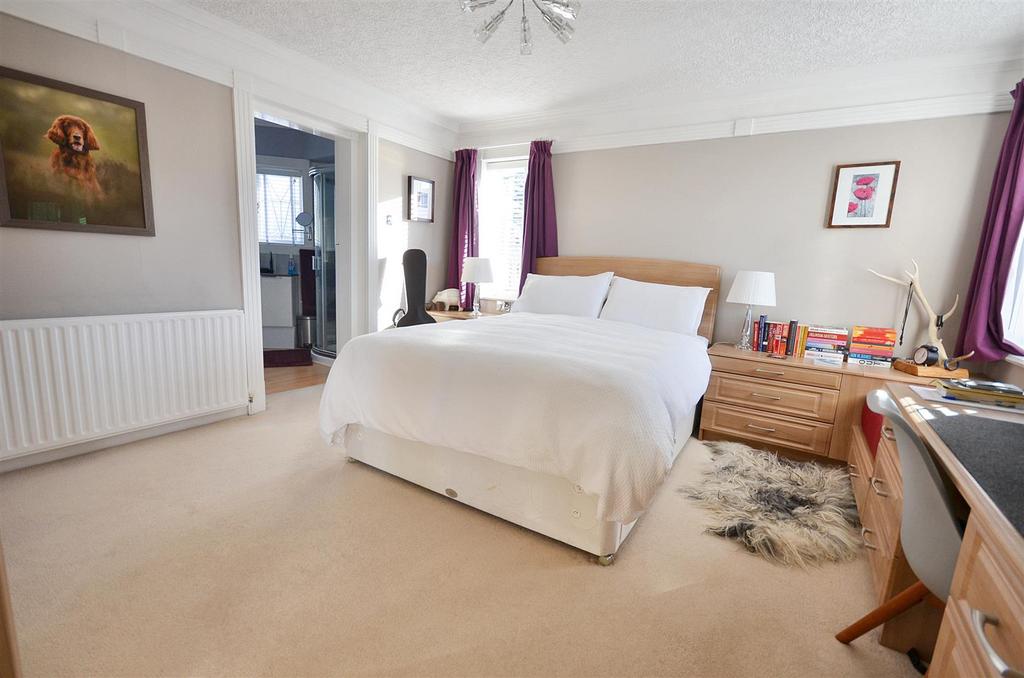 Main Bedroom