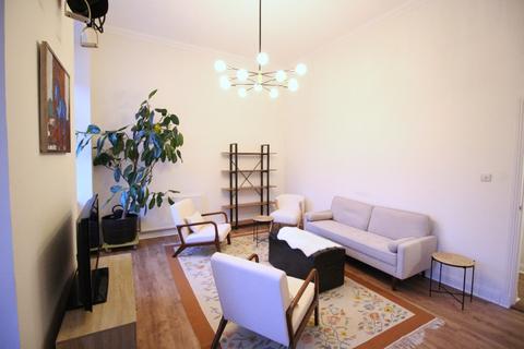undefined, Parklands View, Glasgow G53