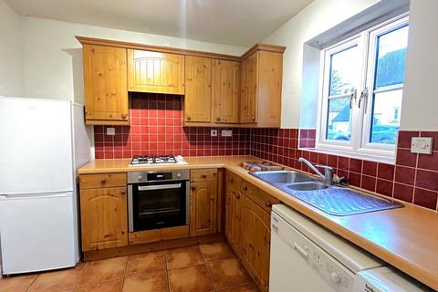 3 bedroom semi-detached house to rent, Bramble Bank, Witney OX28