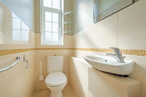 Flat 46, Vernon Court Hendon Way, London, NW2 2PE