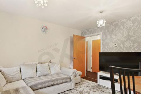 Flat 2, Bordley Court, 17 Denham Road, London, N20 0EN