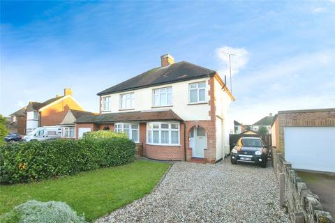 3 bedroom detached house to rent, Fourth Avenue, Chelmsford, Essex, CM1