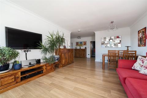 3 bedroom penthouse for sale, Lyonsdown Road, New Barnet, Barnet, EN5