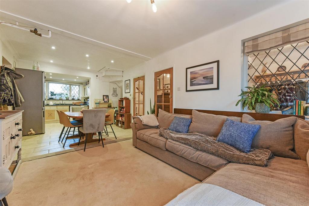 Kitchen Breakfast/family room