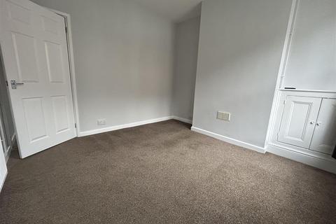 2 bedroom terraced house to rent, Truda Street, Walsall