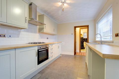 3 bedroom end of terrace house for sale, Salop Place, Penarth