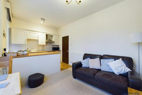 1 bedroom flat for sale, Trafalgar Square, Scarborough