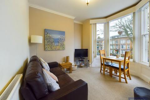 1 bedroom flat for sale, Trafalgar Square, Scarborough