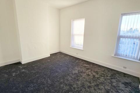 59 Forest Range, Manchester, M19 2ES