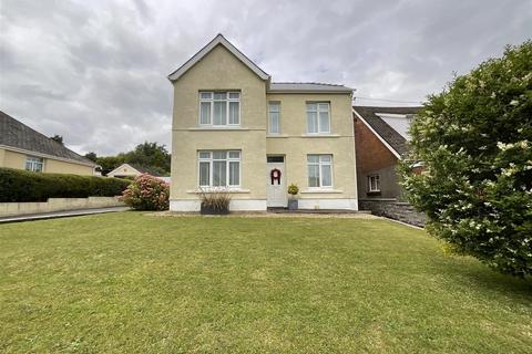 4 bedroom detached house for sale, Saron Road, Ammanford SA18