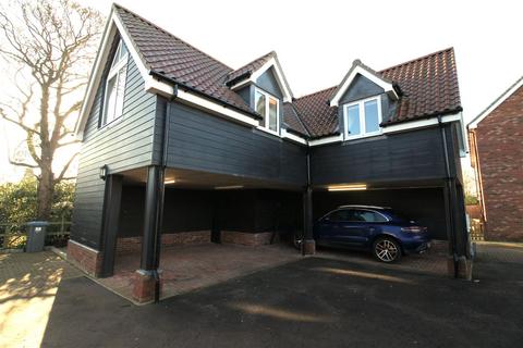 2 bedroom flat to rent, Framlingham