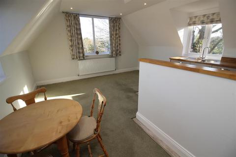 2 bedroom flat to rent, Framlingham