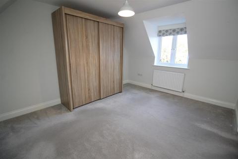 2 bedroom flat to rent, Framlingham