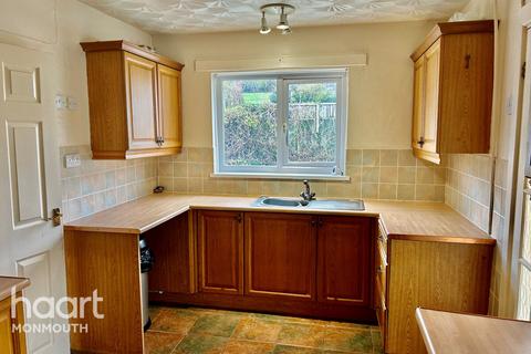 4 bedroom detached bungalow for sale, Monkswood, Usk