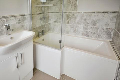 2 bedroom detached house to rent, Hockers Lane, Maidstone ME14