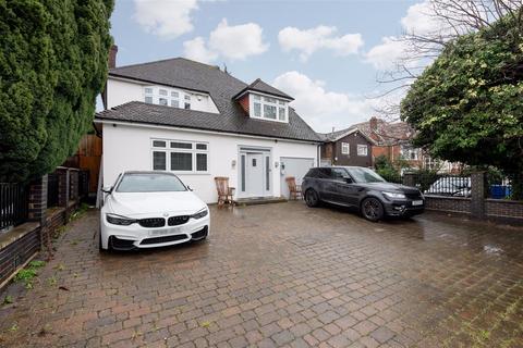 5 bedroom detached house for sale, Cannon Hill, London N14