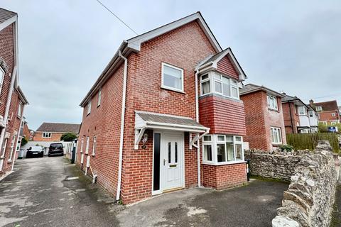 4 bedroom detached house to rent, PRINCESS ROAD, SWANAGE