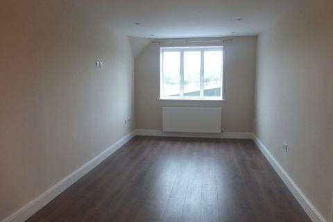 2 bedroom flat to rent, West Farleigh, KENT