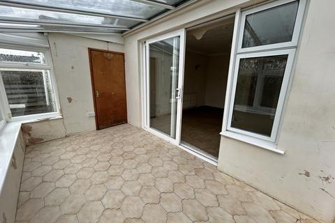 5 West Close, Helston, TR13 8LD