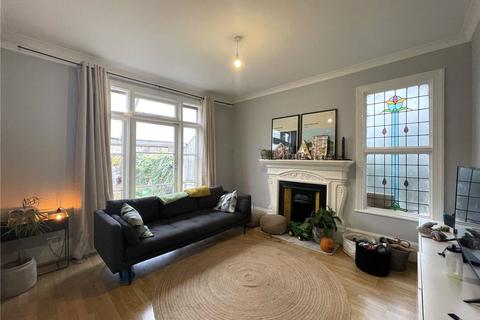 4 bedroom house to rent, Park Avenue South, London, N8