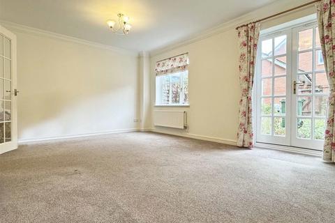 60 Cuckoo Way, Great Notley, Braintree, CM77 7YG
