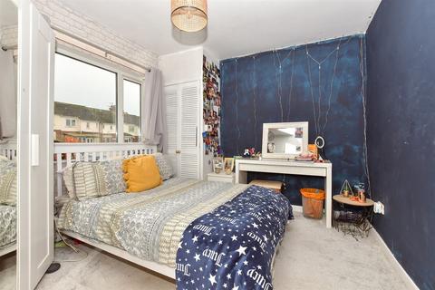 3 Archer Road, Folkestone, CT19 5SA