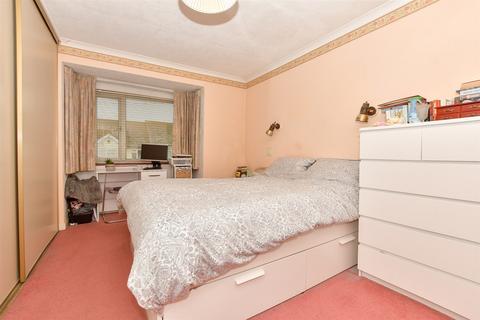 3 Archer Road, Folkestone, CT19 5SA
