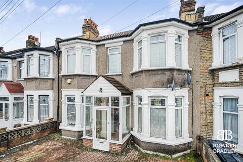 4 bedroom terraced house for sale, Brisbane Road, Ilford