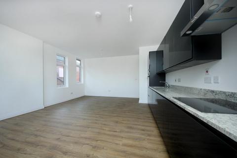 2 bedroom flat for sale, Woodfield Road, London