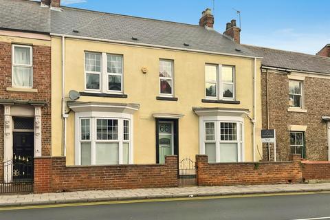 3 bedroom house to rent, Dean Road, South Shields