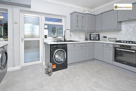 119 Broadway, Stoke-on-trent, ST3 5PW
