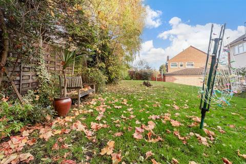 11 Edgar Close, Swanley, BR8 7JJ