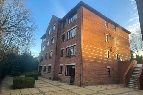 1 bedroom flat for sale, Minworth Close, Webheath, Redditch b97