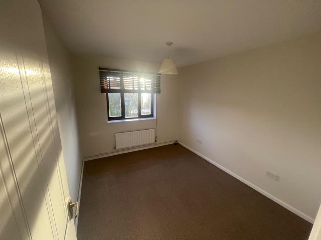 4.BEDROOM.jpg