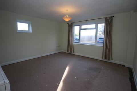 2 bedroom ground floor flat for sale, Grantchester Rise Burwell Cambridgeshire