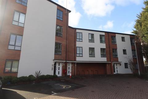 2 bedroom apartment to rent, Europa Gardens, Wolverhampton, WV10