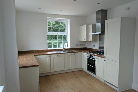 2 bedroom flat to rent, Woodlands Grove, Leeds, West Yorkshire, UK, LS16