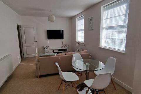 2 bedroom flat to rent, Woodlands Grove, Leeds, West Yorkshire, UK, LS16