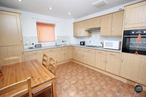 2 bedroom retirement property for sale, Eign Brook Court, The Rose Garden, Ledbury Road, Hereford, HR1