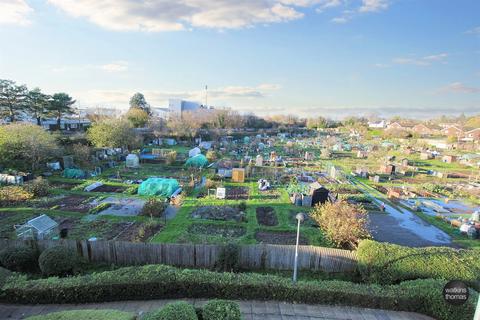 2 bedroom retirement property for sale, Eign Brook Court, The Rose Garden, Ledbury Road, Hereford, HR1