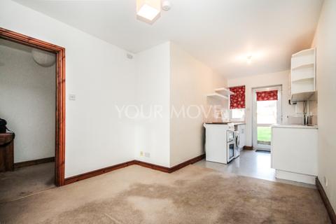 1 bedroom flat to rent, Somerset Gardens, Essex RM11