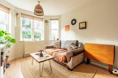 Flat 3, Cambridge Court, 110 Cotham Brow, Bristol, BS6 6AP
