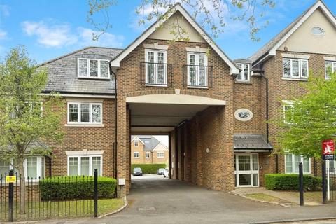 1 bedroom apartment to rent, Maybury Road, Woking, Surrey, GU21