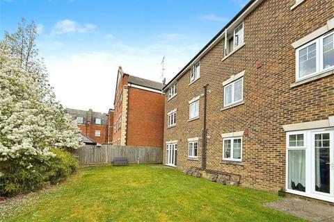 1 bedroom apartment to rent, Maybury Road, Woking, Surrey, GU21