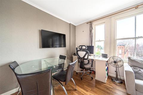 1 bedroom flat for sale, Ewell Road, Surbiton