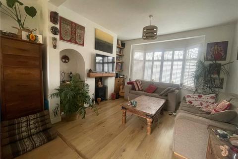 1 bedroom terraced house to rent, Milner Drive, Twickenham, TW2